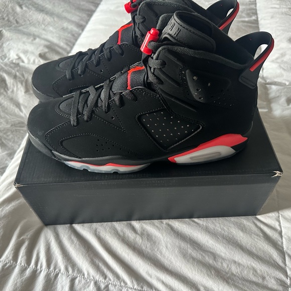 Jordan 6 Retro Black infrared (2019) Size 12 M “DEADSTOCK” - Picture 9 of 10